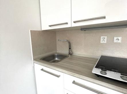 Pronájem bytu, 1+kk, 26 m²