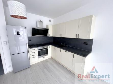 Pronájem bytu, 2+kk, 56 m²