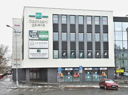 Pronájem - komerční objekt, obchodní centrum, 136 m²