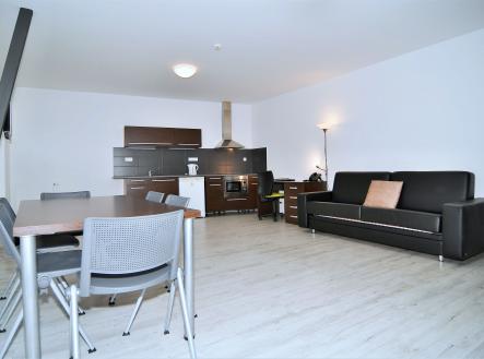 Pronájem bytu, 3+kk, 162 m²