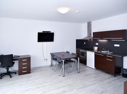 Pronájem bytu, 3+kk, 141 m²