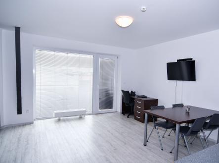 Pronájem bytu, 3+kk, 141 m²