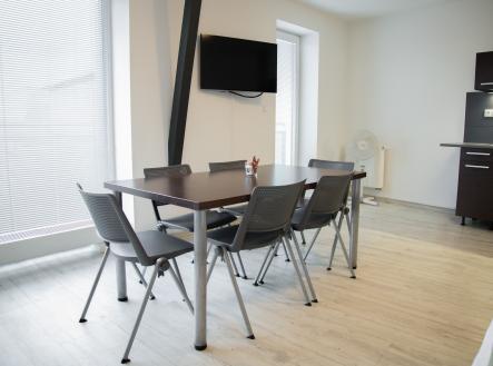 Pronájem bytu, 2+kk, 100 m²