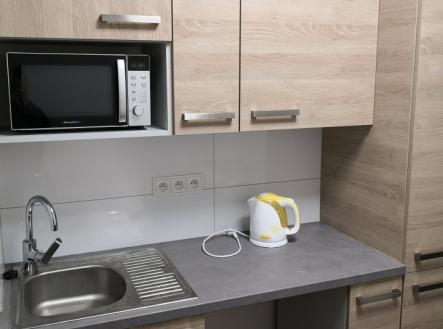 Pronájem komerčního objektu, obchodní centrum, 26 m²