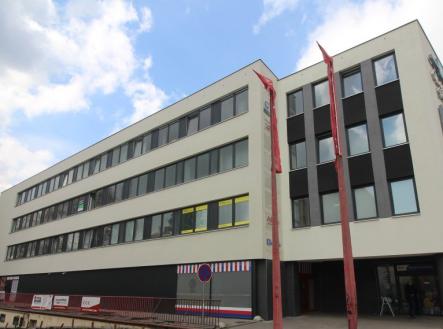 Pronájem komerčního objektu, obchodní centrum, 75 m²