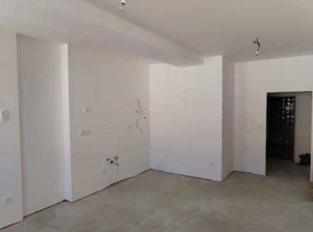 Pronájem - komerční objekt, obchodní centrum, 35 m²