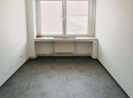 Pronájem komerčního objektu, obchodní centrum, 25 m²