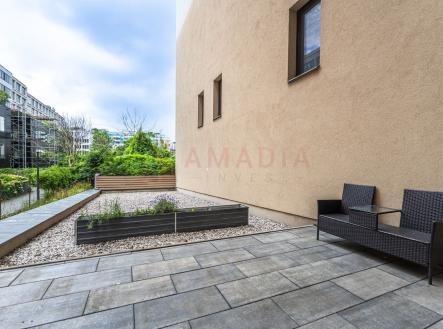 Prodej bytu, 1+kk, 81 m²
