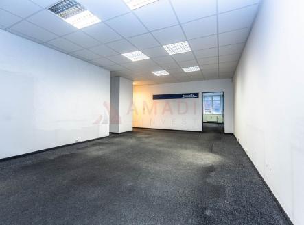 Pronájem kanceláře, 72 m²