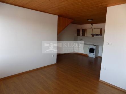 Pronájem bytu, 1+kk, 33 m²