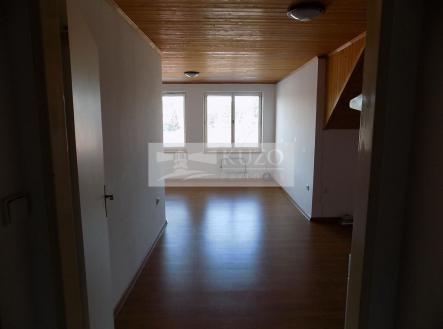 Pronájem bytu, 1+kk, 33 m²