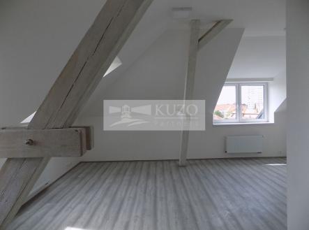 Pronájem bytu, 2+kk, 68 m²