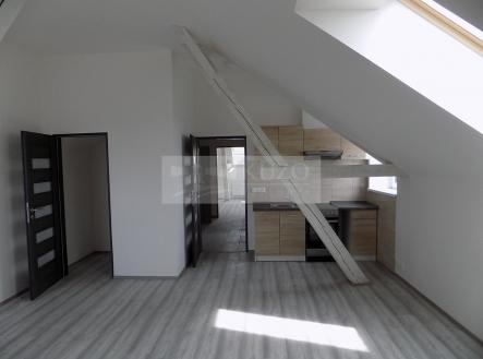 Pronájem bytu, 2+kk, 68 m²