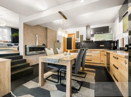 Prodej domu/vily, 230 m² obrázek