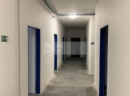 Pronájem skladovací prostor, 13 m²