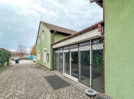Pronájem - restaurace, 565 m²