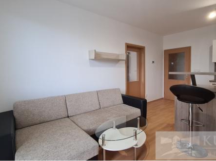 Pronájem bytu, 2+kk, 35 m²