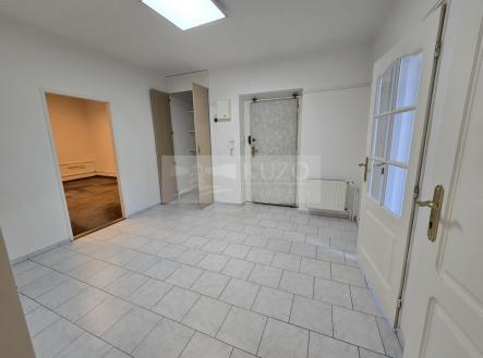 Pronájem kanceláře, 120 m²