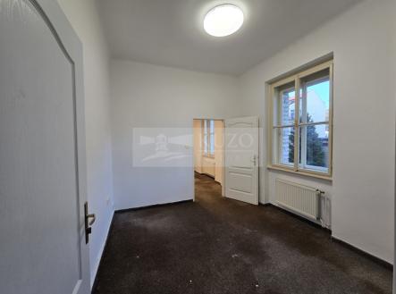 Pronájem kanceláře, 120 m²