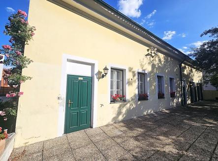 Pronájem kanceláře, 104 m²