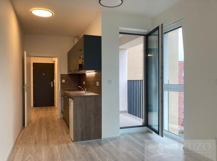 Pronájem bytu, 1+kk, 34 m²