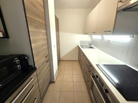 Pronájem bytu, 3+kk, 60 m²