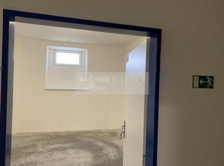 Pronájem skladovací prostor, 14 m²