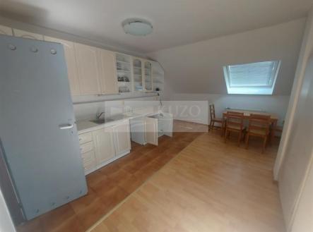 Pronájem bytu, 4+kk, 127 m²