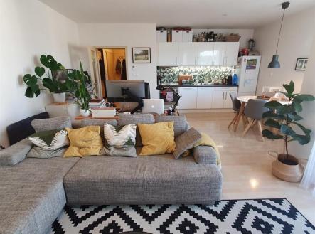 Pronájem bytu, 2+kk, 65 m²