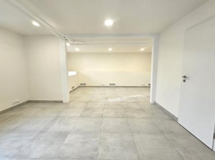 Pronájem kanceláře, 46 m²