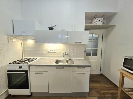 Pronájem bytu, 3+kk, 70 m²