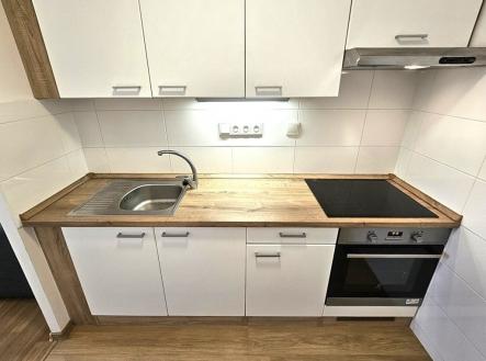 Pronájem bytu, 1+kk, 36 m²