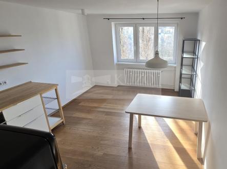 Pronájem bytu, 2+kk, 55 m²
