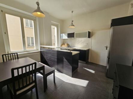 Pronájem bytu, 4+1, 110 m²