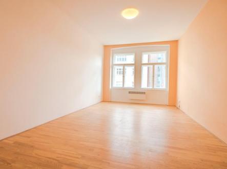 Pronájem bytu, 1+kk, 38 m²