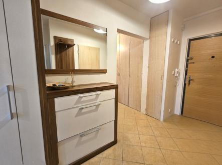 Pronájem bytu, 3+kk, 68 m²