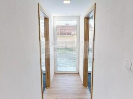 Pronájem bytu, 3+kk, 45 m²