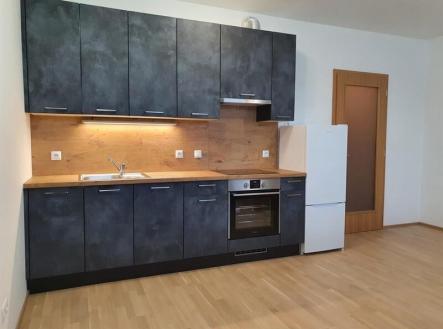 Pronájem bytu, 1+kk, 38 m²