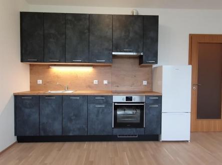 Pronájem bytu, 1+kk, 38 m²