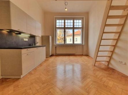 Pronájem bytu, 1+kk, 30 m²