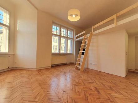 Pronájem bytu, 1+kk, 33 m²
