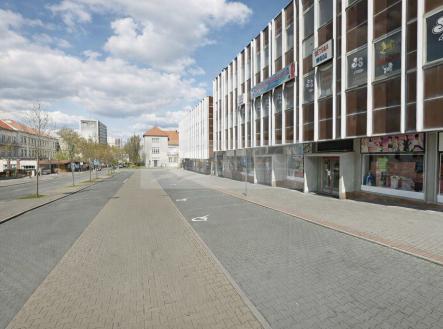 Pronájem obchodní prostory, 180 m²