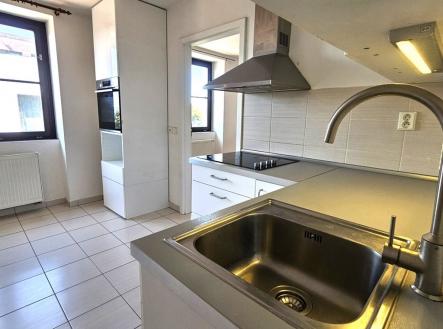 Pronájem bytu, 2+1, 46 m²