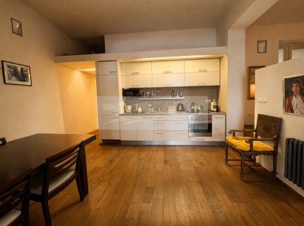 Pronájem bytu, 2+kk, 83 m²