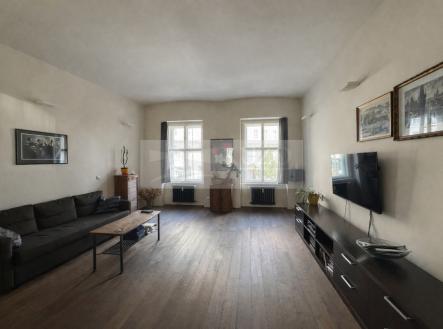 Pronájem bytu, 2+kk, 83 m²