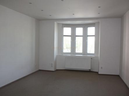 Pronájem bytu, 3+kk, 75 m²