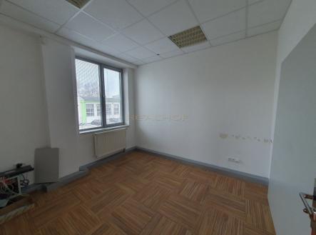 Pronájem kanceláře, 47 m²