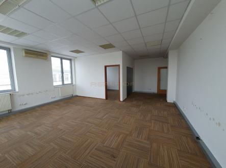 Pronájem kanceláře, 47 m²
