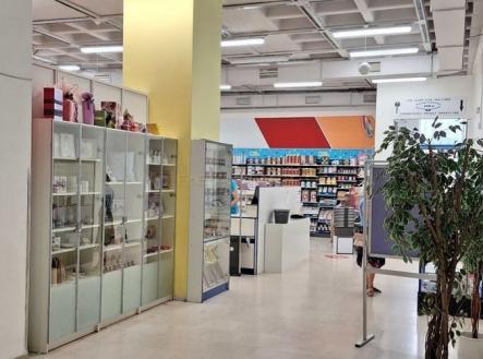 Pronájem obchodní prostor, 150 m²