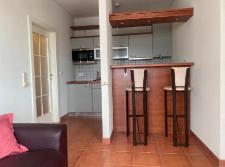 Pronájem bytu, 1+kk, 26 m²